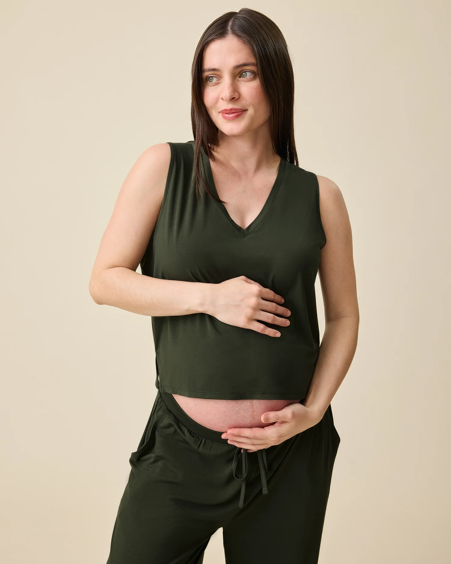 Aria Bamboo Cropped V-neck Tank | Thyme