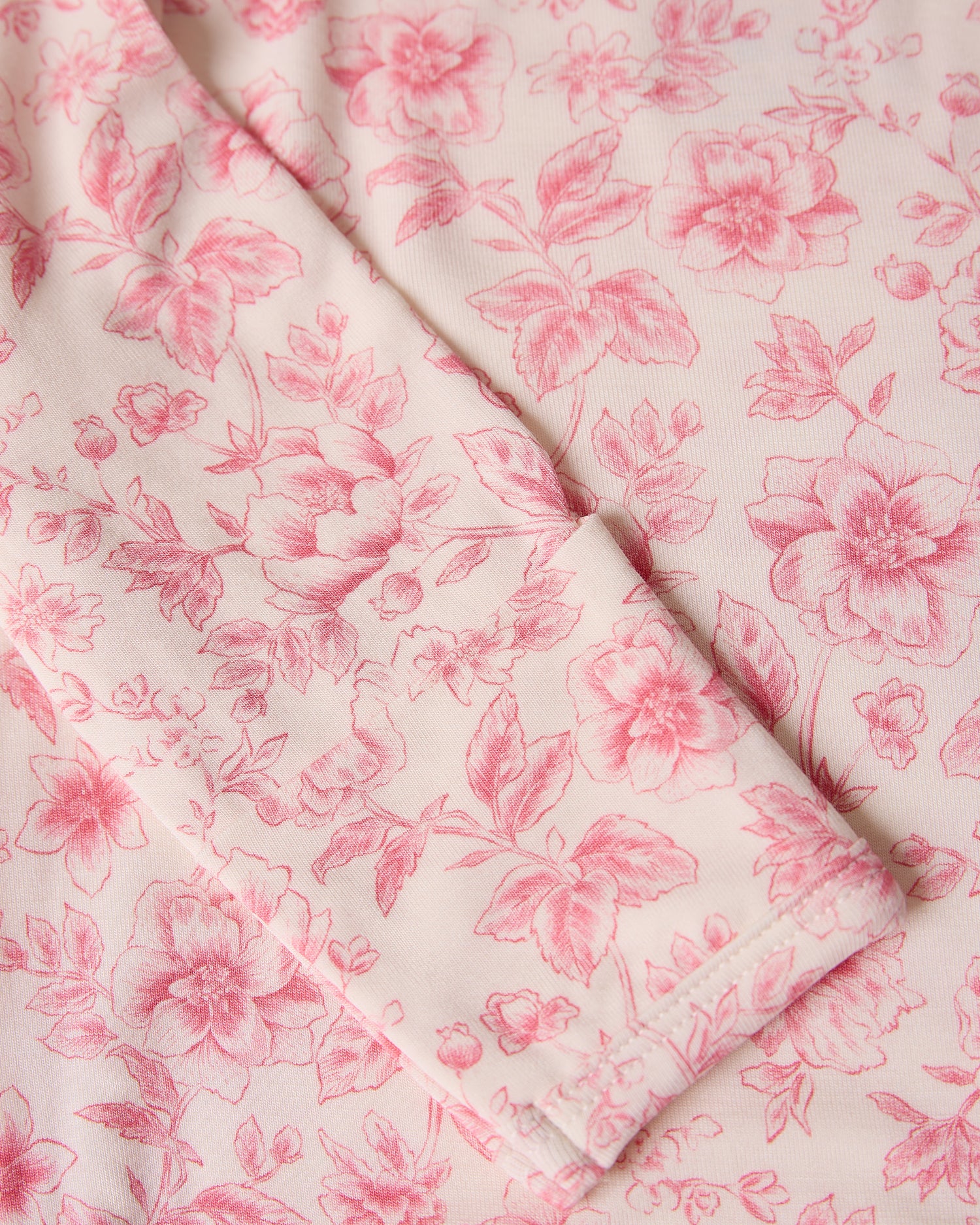 Bamboo Knotted Baby Gown & Hat | Pink Toile - Image 2