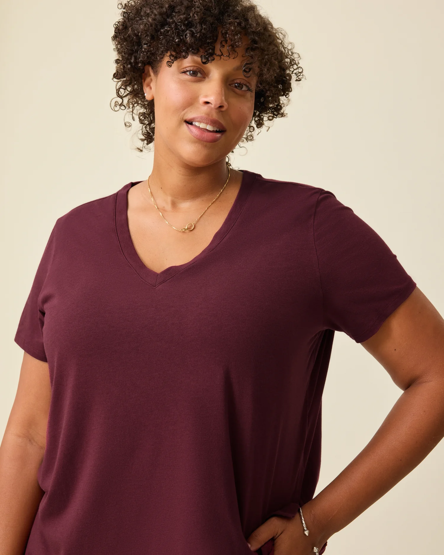 Modal V-neck Nursing T-shirt | Deep Burgundy - Image 3
